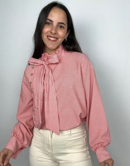 Blusa Lazada Botones Laterales Coral
