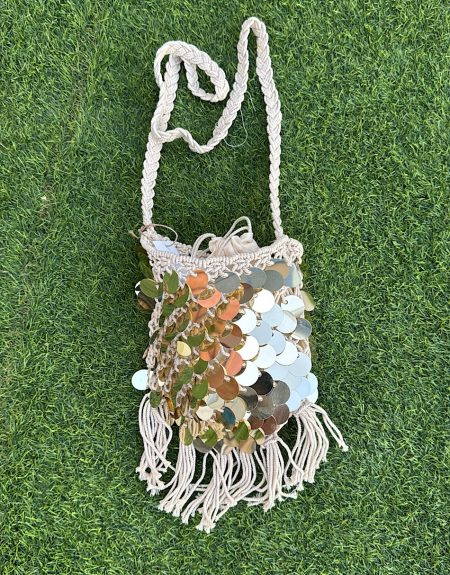Bolso saquito dorado y beige