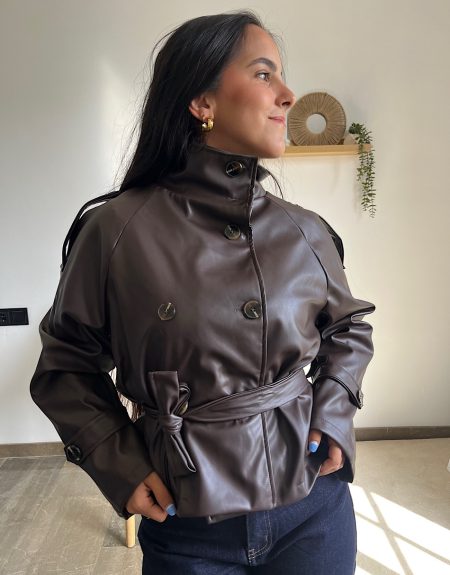 Chaqueta efecto piel