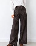 Pantalón rayas tachuelas marrón