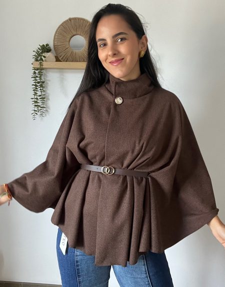 Abrigo poncho con cinturón